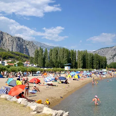 Apartments By The Sea Omis - 6073 Apartment